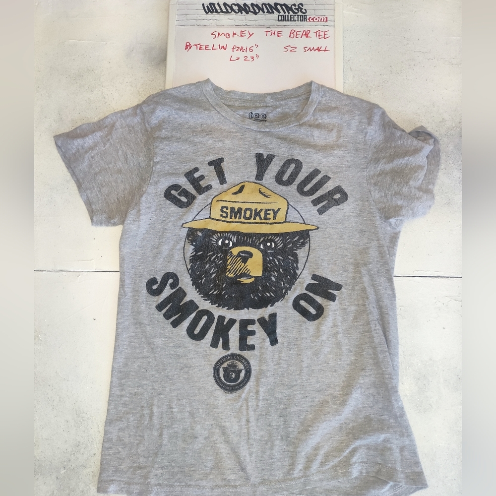 smokey the bear shirt size small